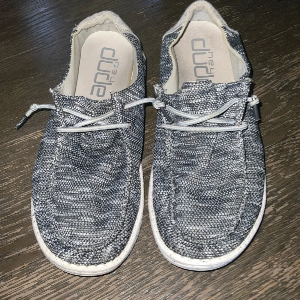 Hey Dude Women’s Wendy Box Dark Gray Slip On Shoes Size 9 - Picture 3 of 9
